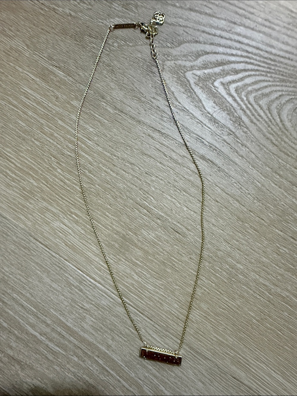 NWOT Kendra Scott Gold Bar Pendant Necklace
